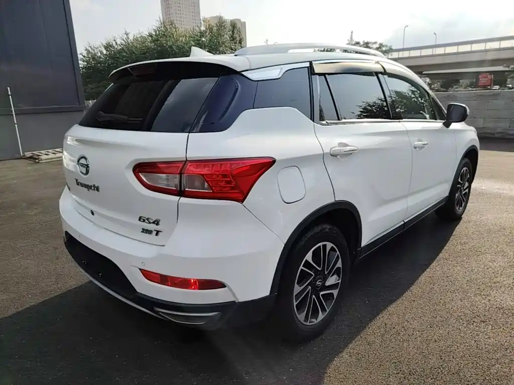 GAC Motor Trumpchi GS4 2016