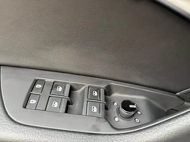 Audi A6L 2021 — фото 18