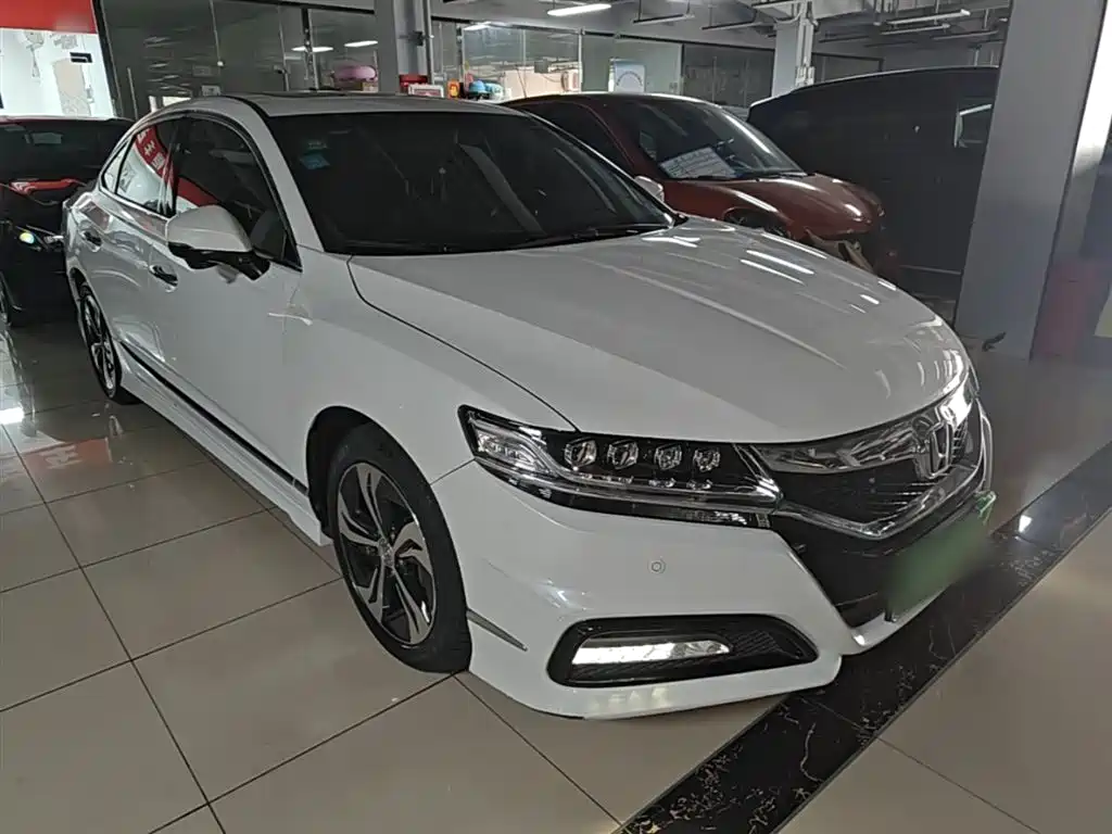 Honda Spirior 2017 — фото 4