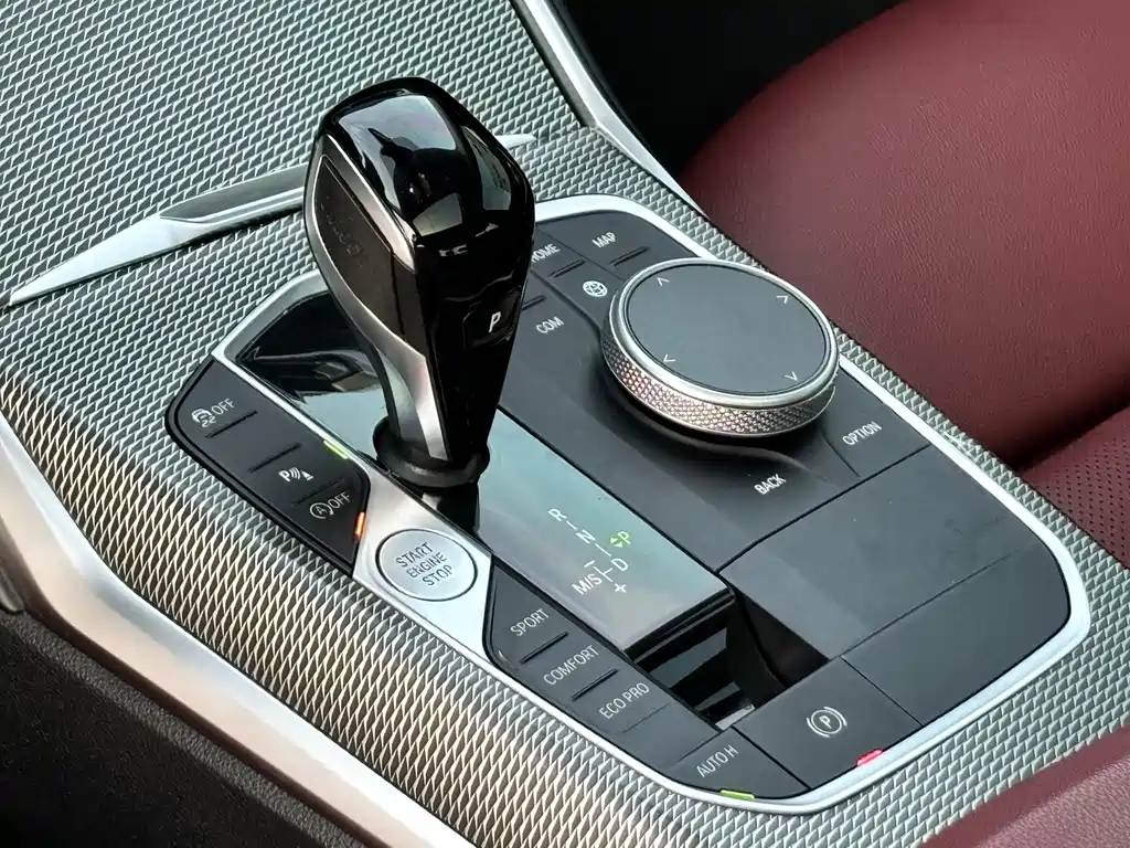 BMW 3 Series 2022 — фото 11