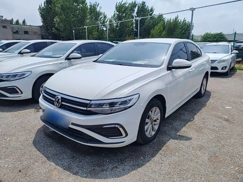 Volkswagen Bora 2024