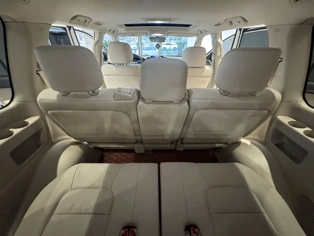 Toyota Land Cruiser 2020 — фото 11