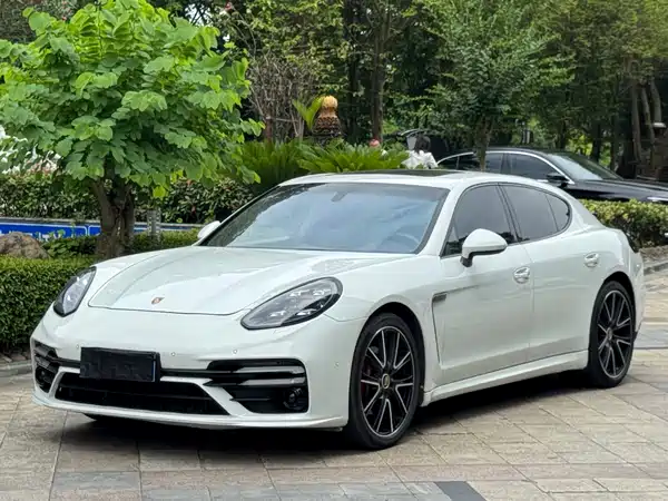 Porsche Panamera 2014