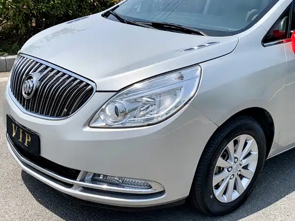 Buick GL8 2016