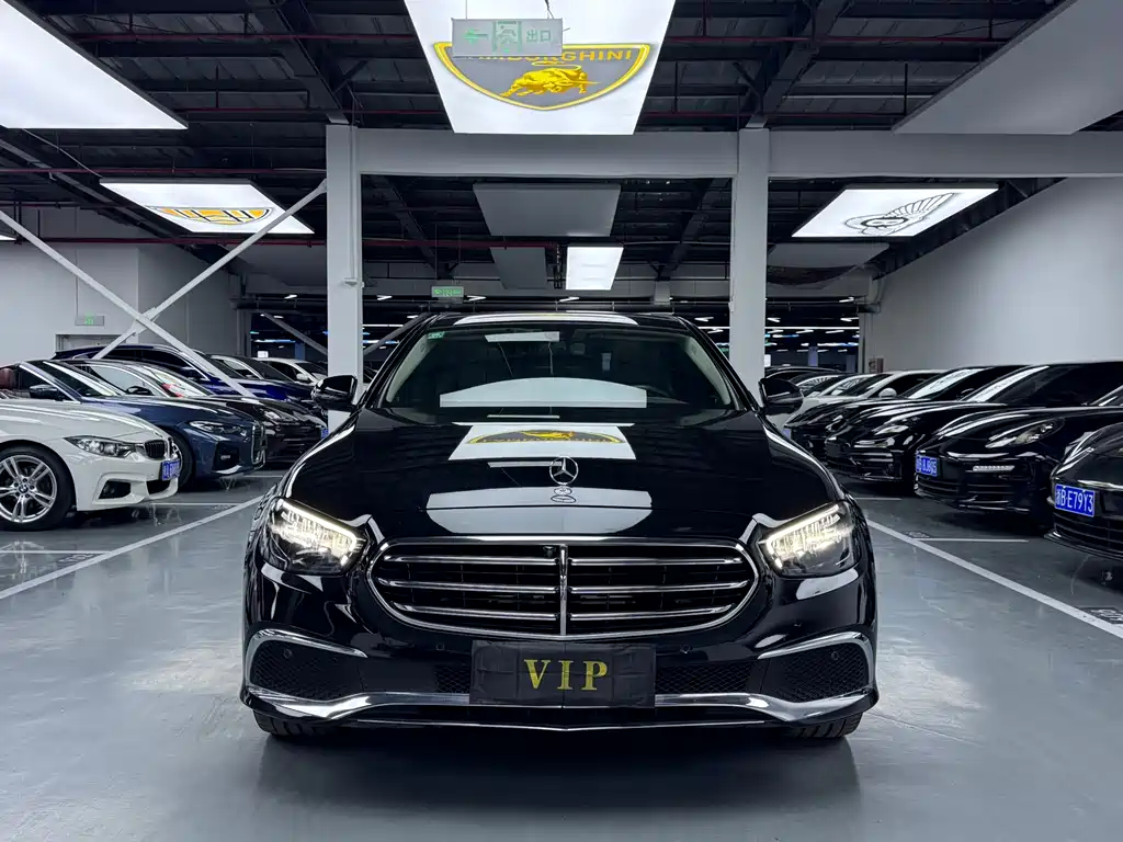 Mercedes-Benz E-Class 2023