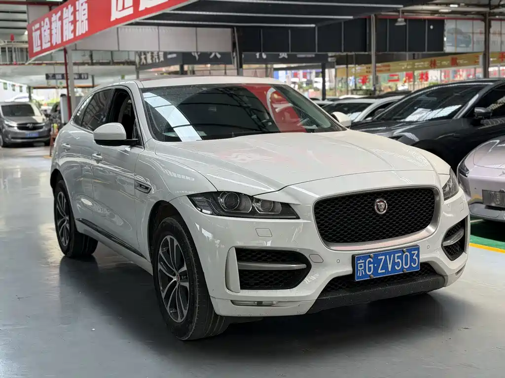 Jaguar F-PACE 2017 — фото 3