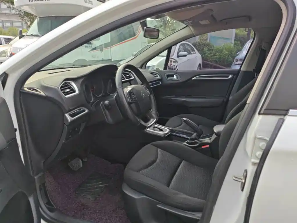 Citroen C4L 2015