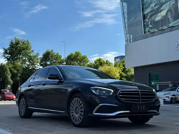 Mercedes-Benz E-Class 2023