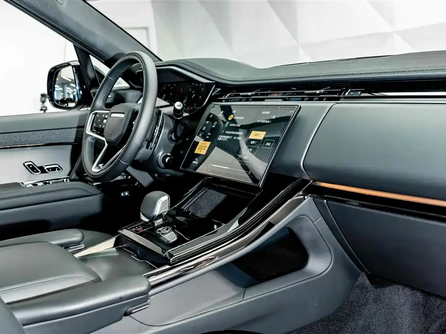 Land Rover Sport 2024 — фото 18