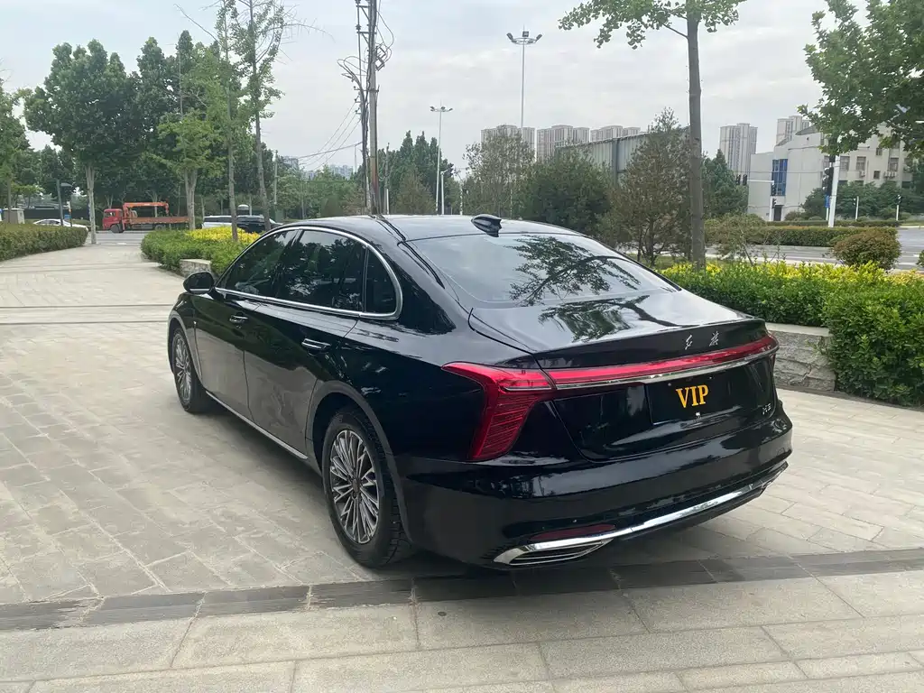 Hongqi H5 2023 — фото 18