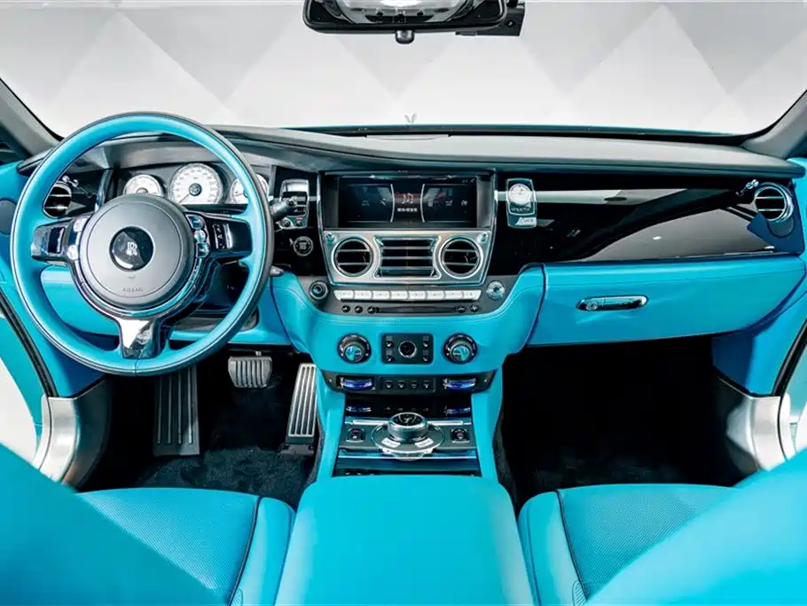 Rolls-Royce Wraith 2019 — фото 10