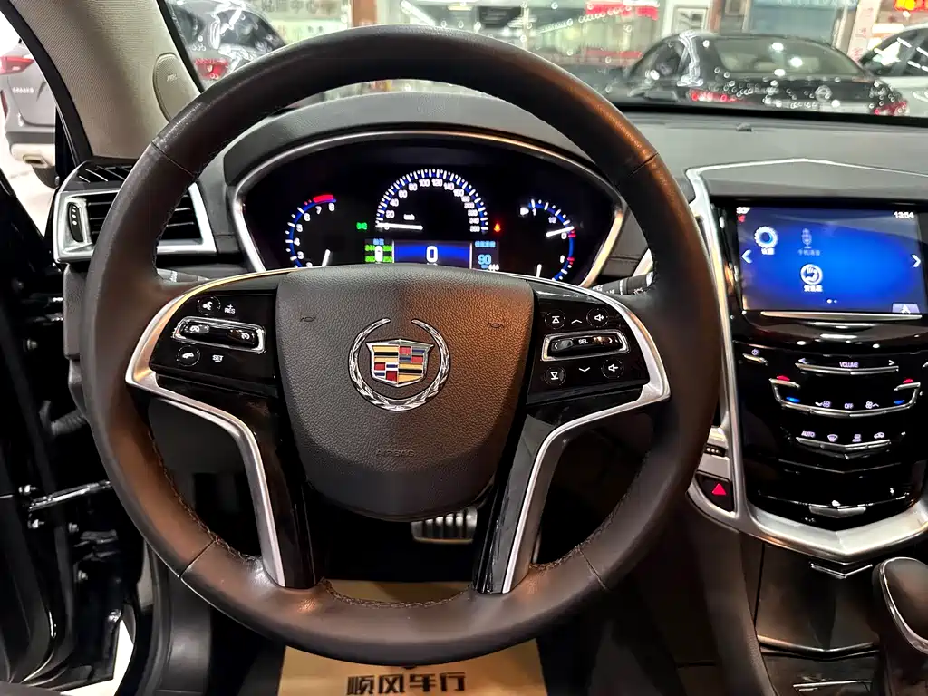 Cadillac SRX 2014 — фото 13
