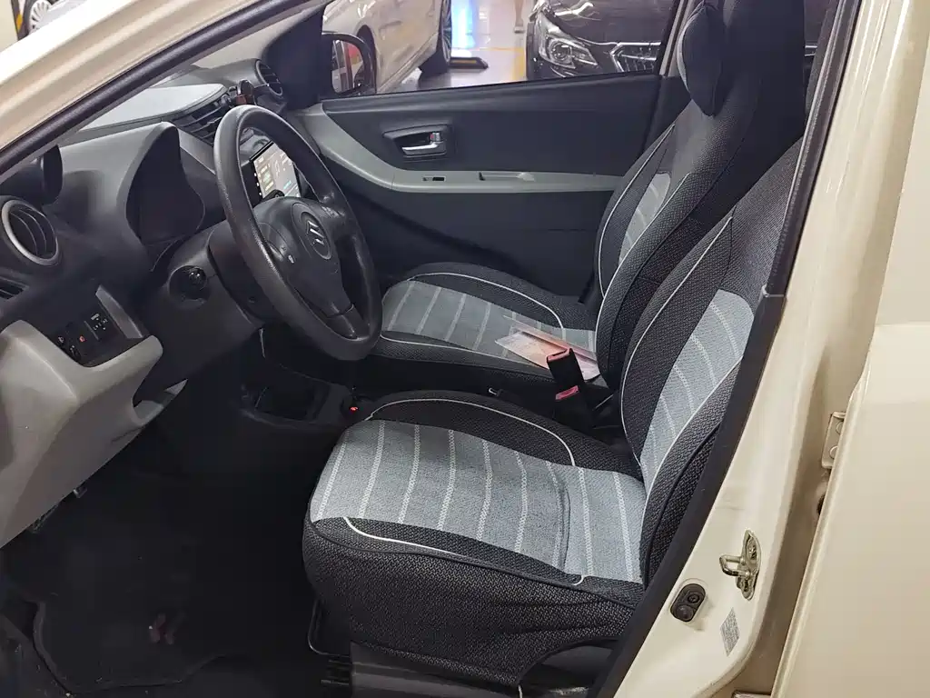 Suzuki Alto 2015 — фото 5