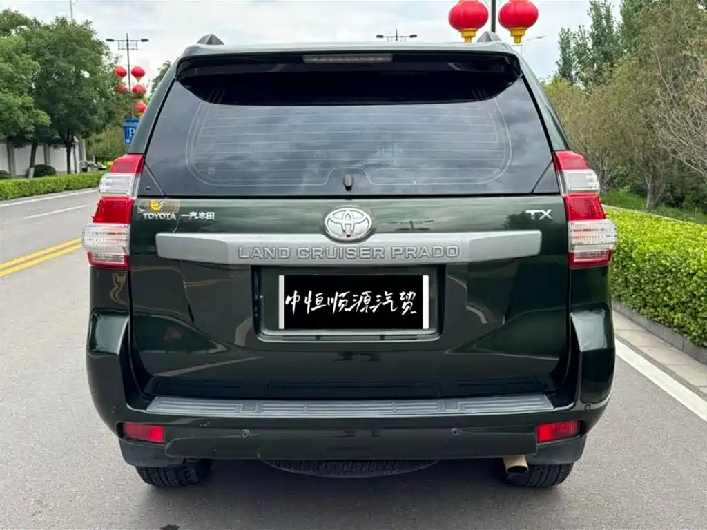 Toyota Prado 2015 — фото 17