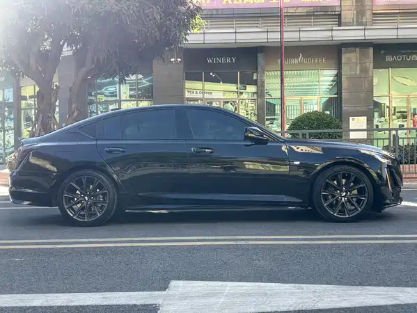 Cadillac CT5 2021