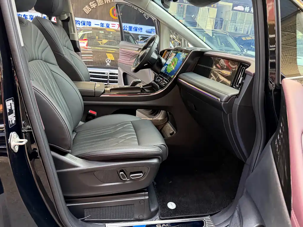 GAC Trumpchi M8 2024 — фото 26