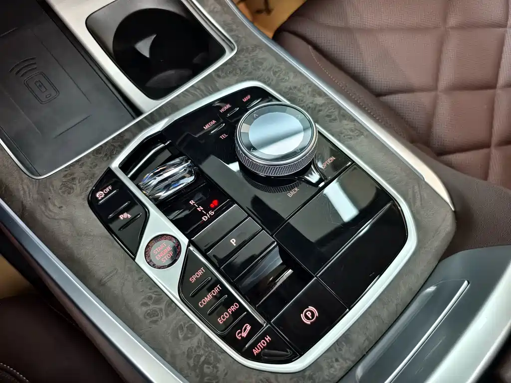 BMW X5 2024 — фото 11