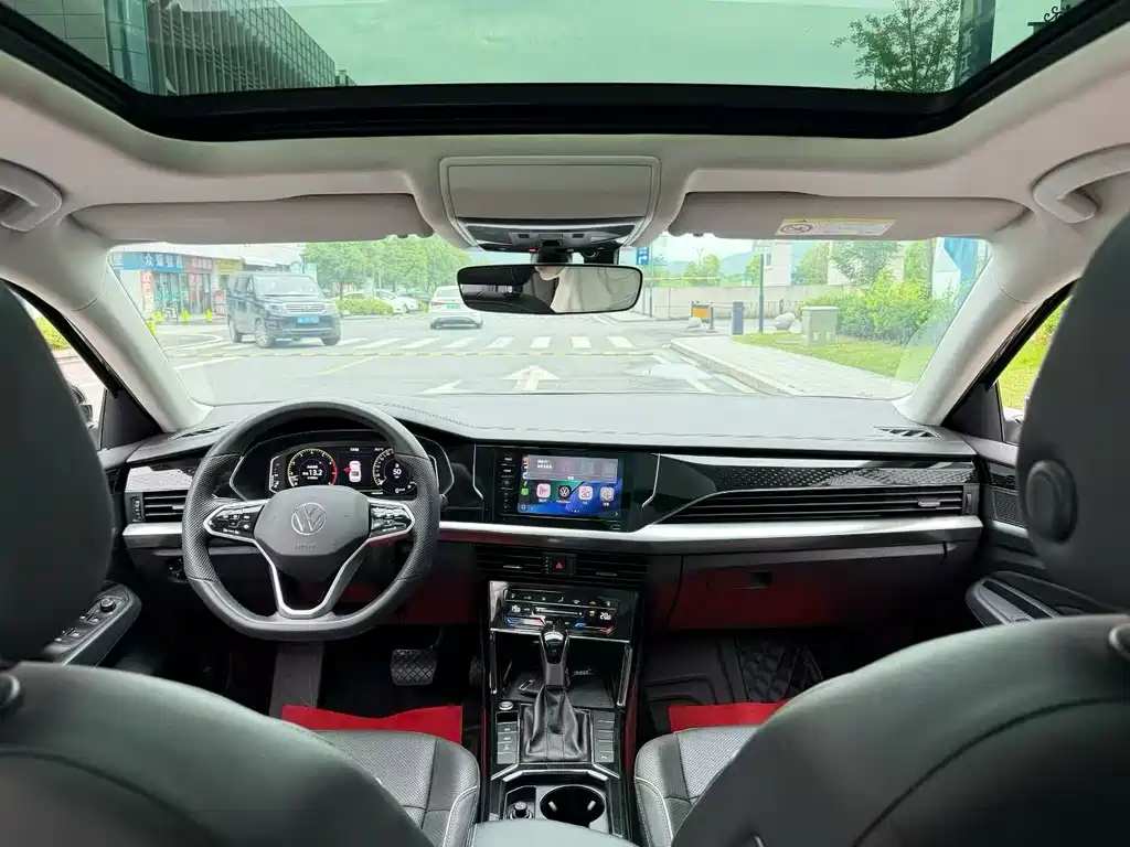 Volkswagen Passat 2024