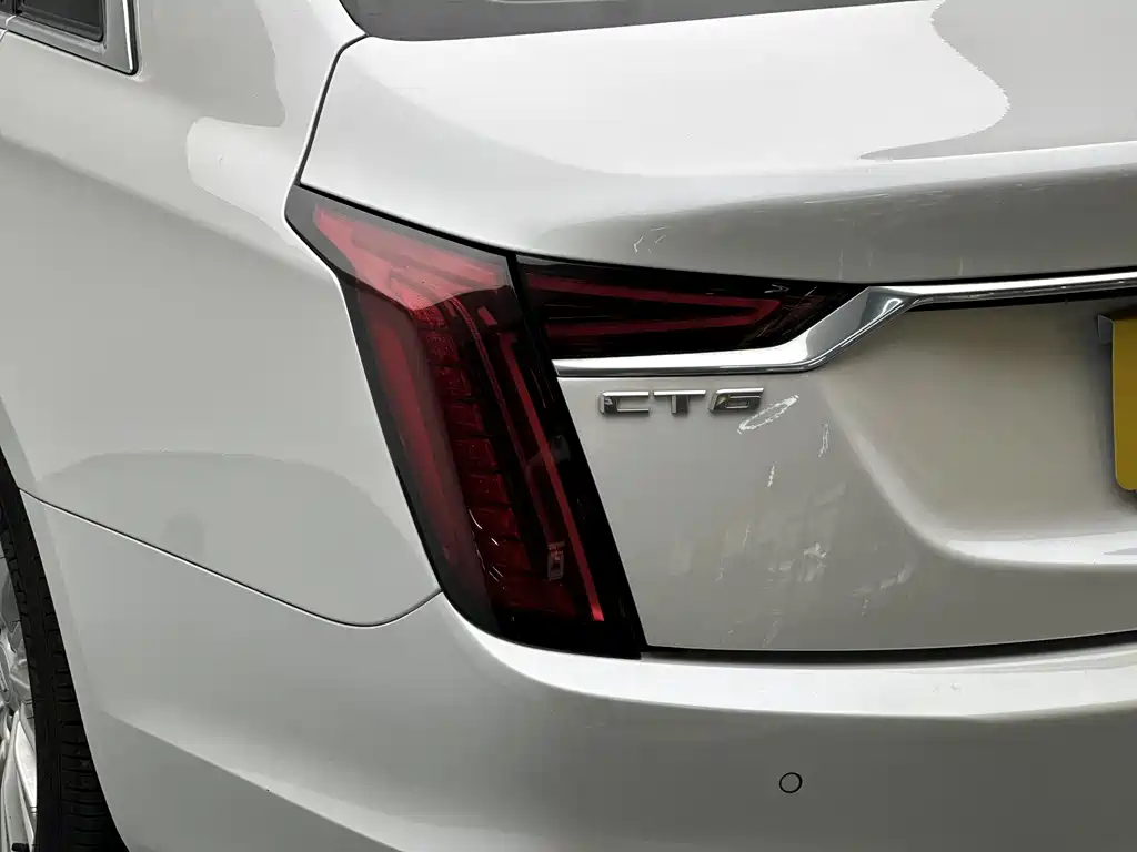 Cadillac CT6 2020 — фото 11