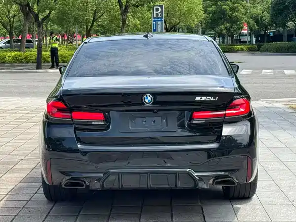 BMW 5 Series 2022