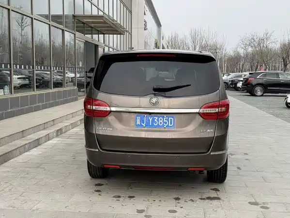 Buick GL8 2017