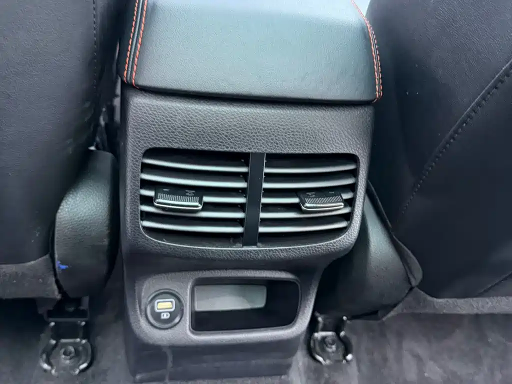 Kia KX3 2023 — фото 17
