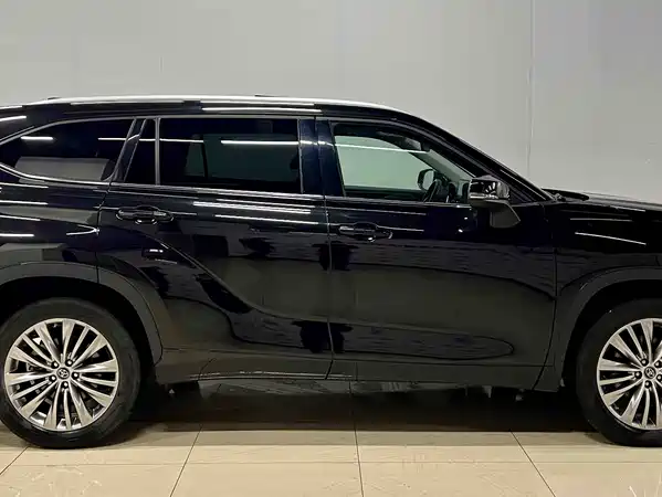 Toyota Highlander 2022