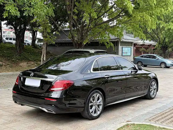 Mercedes-Benz E-Class 2020