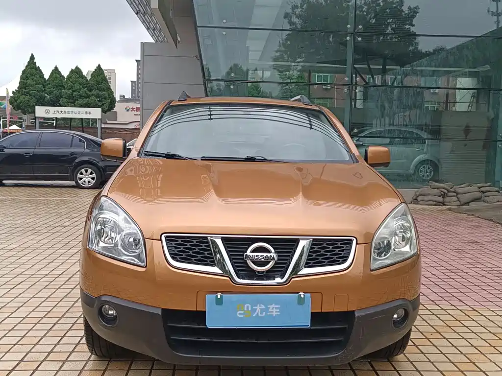Nissan Qashqai 2011 — фото 2
