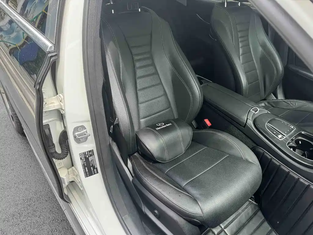 Mercedes-Benz E-Class 2019 — фото 18