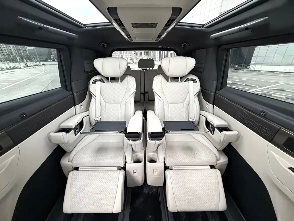 Toyota Alphard 2025 — фото 9