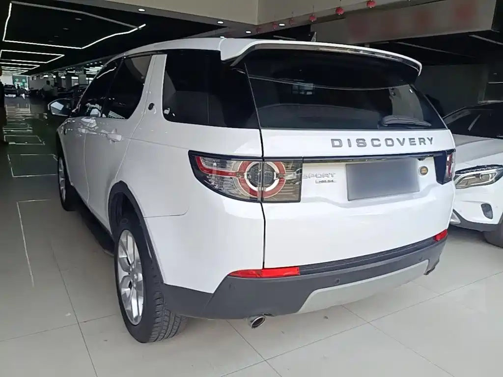 Land Rover Discovery Sport 2017 — фото 5
