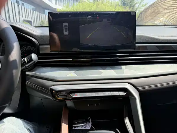Geely Vision X6 2021