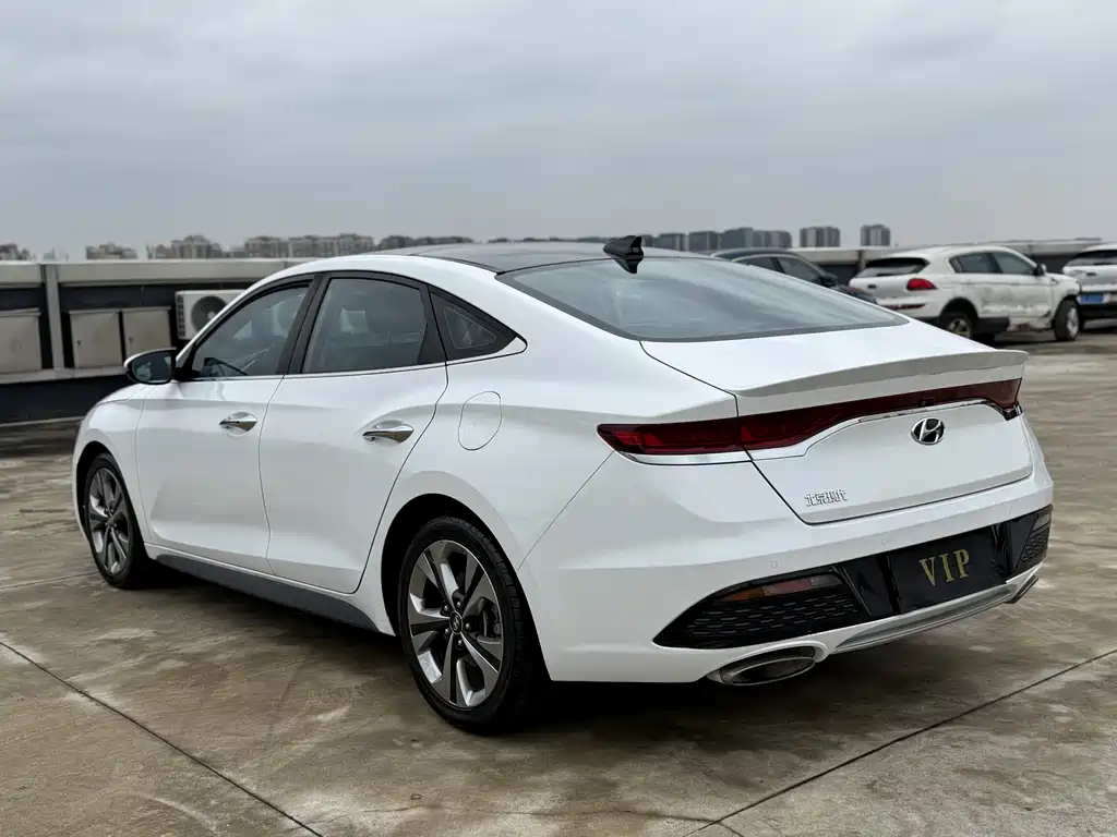 Hyundai Festa 2019 — фото 14