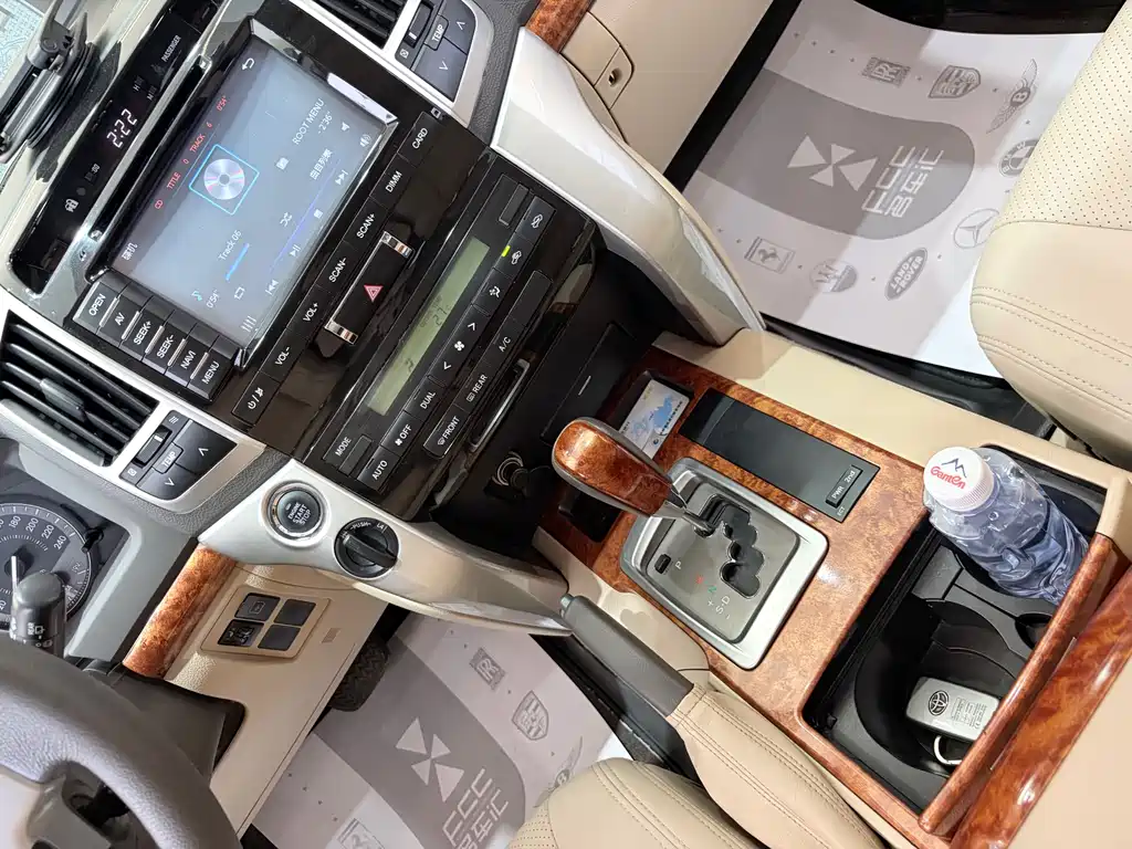 Toyota Land Cruiser 2015 — фото 14