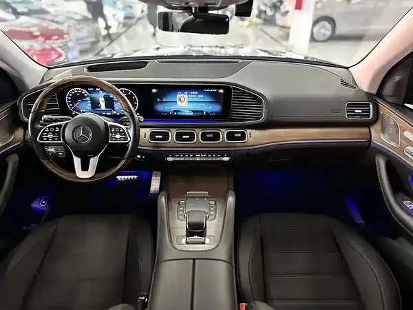Mercedes-Benz GLS 2022