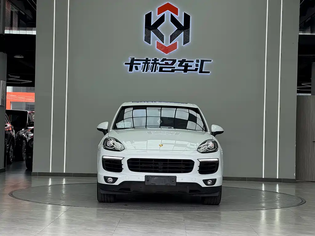 Porsche Cayenne 2015 — фото 2