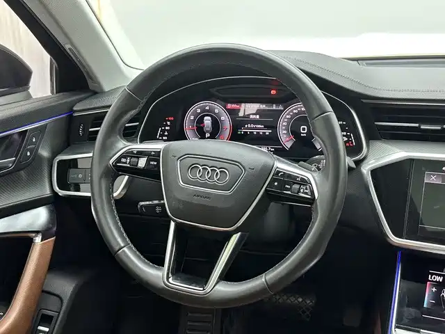 Audi A6L 2022 — фото 10