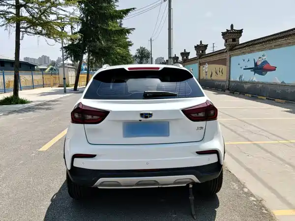 Geely Vision X3 2021