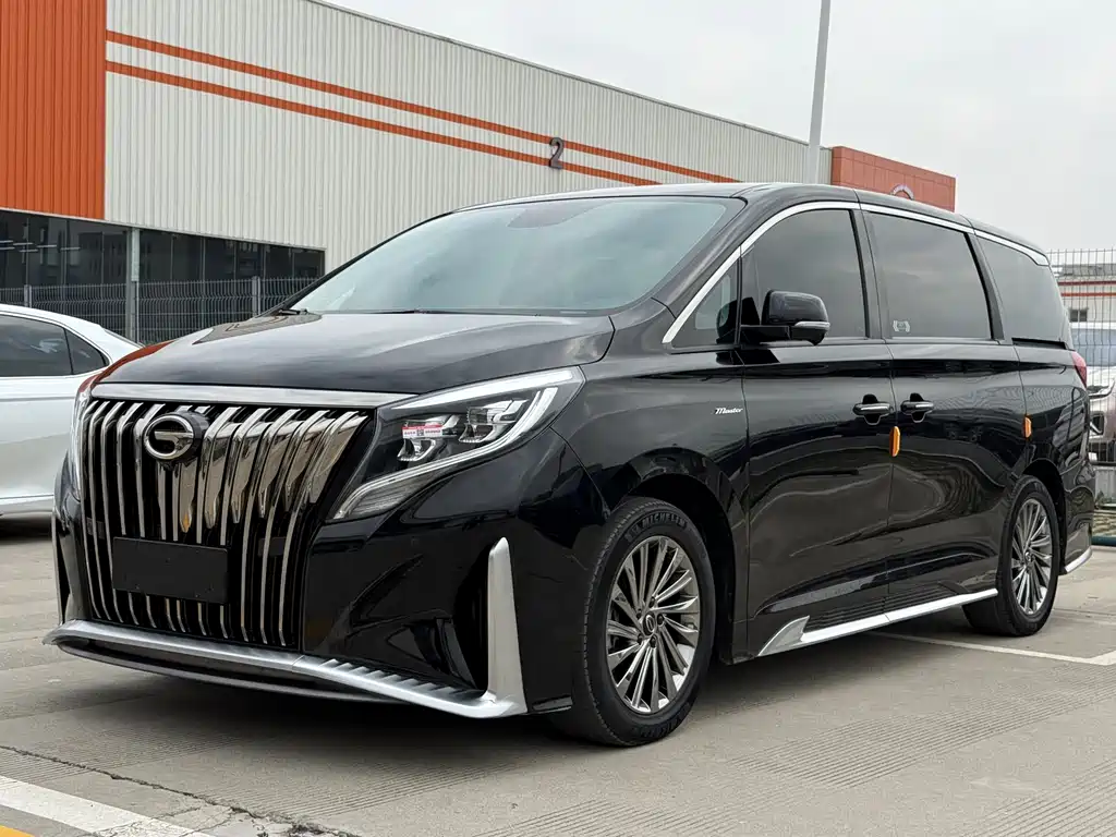 GAC Motor Trumpchi M8 2022 — фото 1