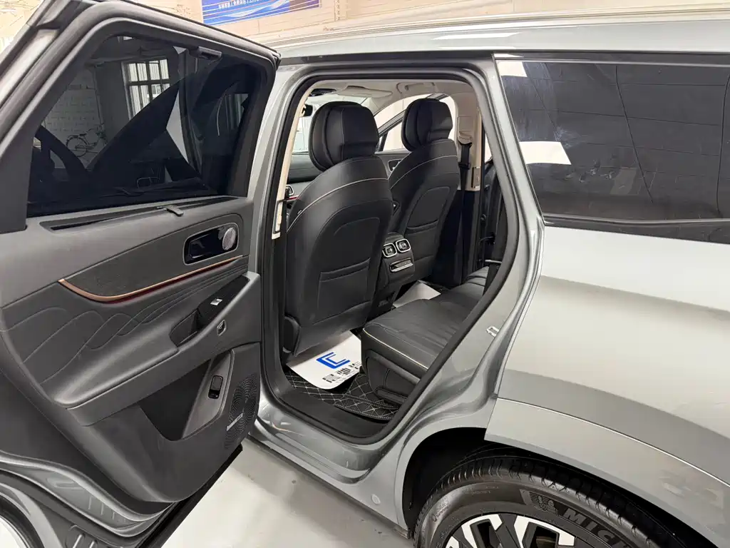 Chery Tiggo 9 2023 — фото 12