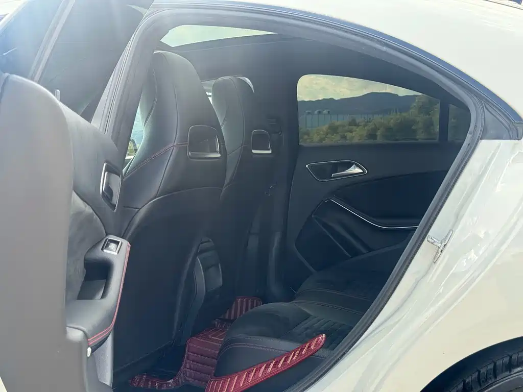 Mercedes-Benz CLA 2017 — фото 13