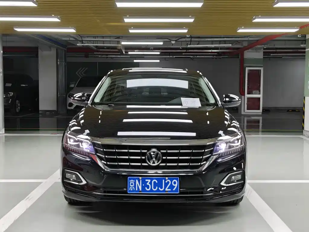 Volkswagen Passat 2019 — фото 2