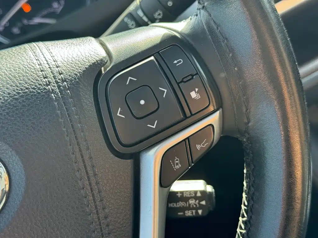 Toyota Highlander 2020 — фото 10