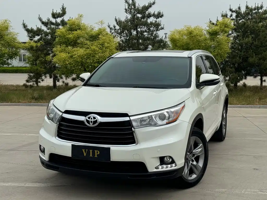 Toyota Highlander 2016 — фото 1