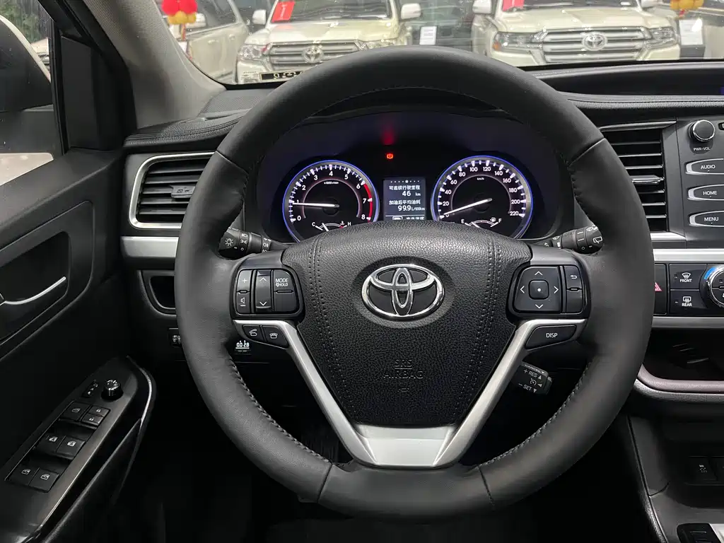 Toyota Highlander 2017 — фото 9