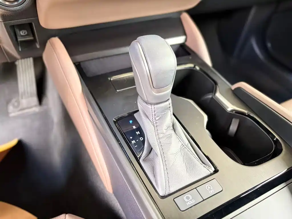 Lexus ES 2025 — фото 20