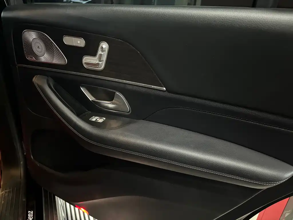 Mercedes-Benz GLS 2020 — фото 9