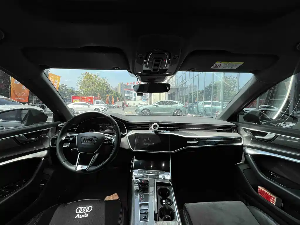 Audi A6L 2020 — фото 10