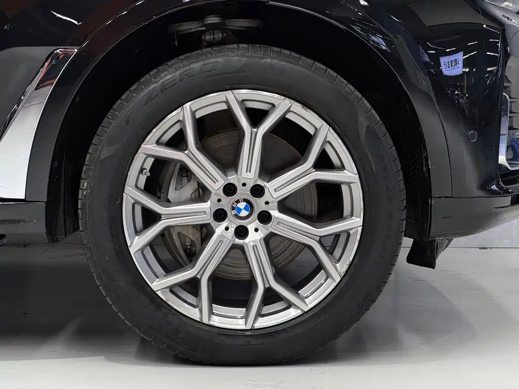 BMW X7 2020 — фото 17